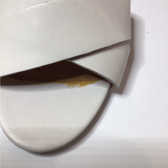 Steve Madden Wedge Heel Open Toe Shoe "Nilla", Bone, Size 9 - Picture 10 of 12